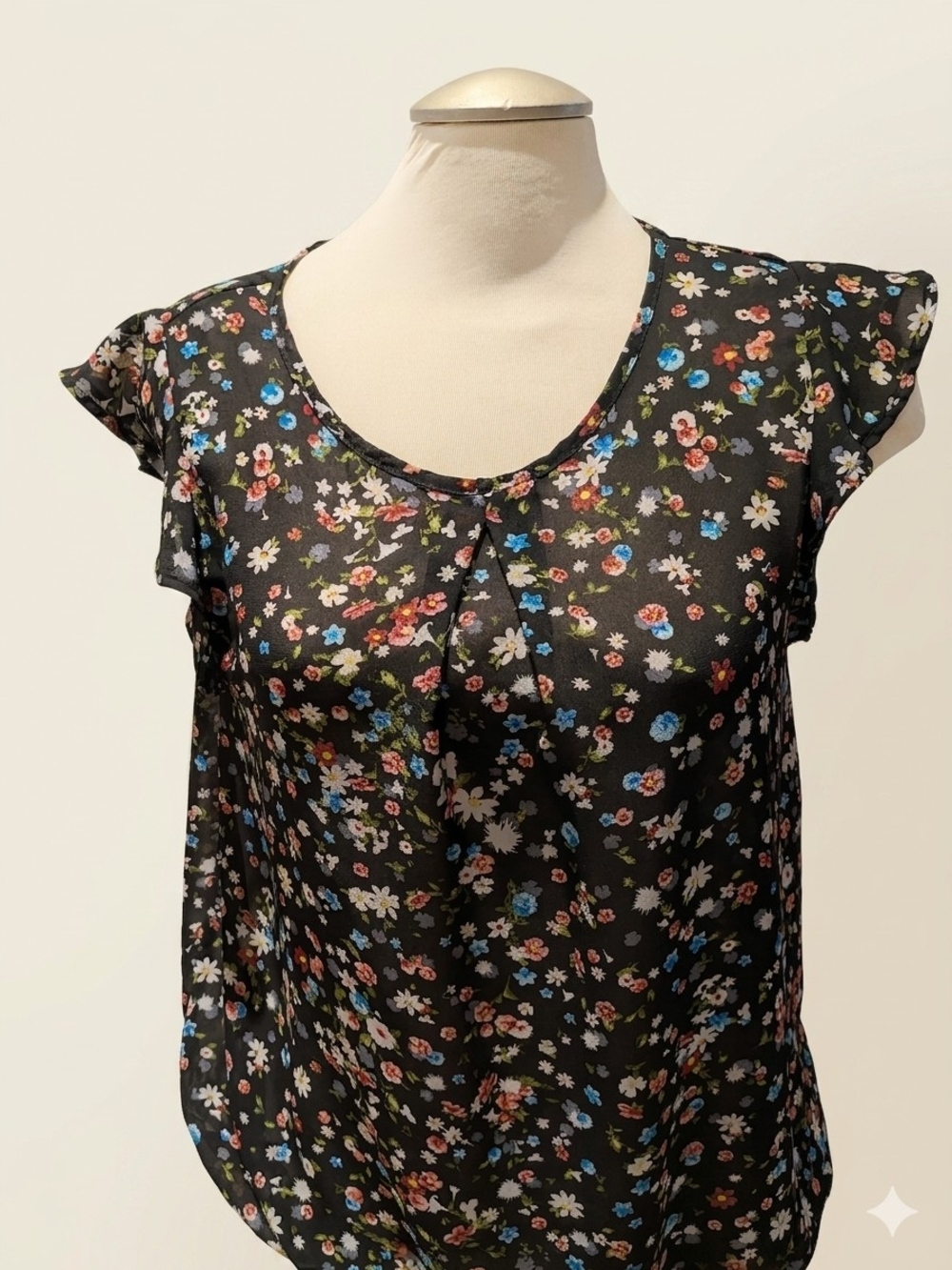 Black Floral Cap Sleeve Blouse